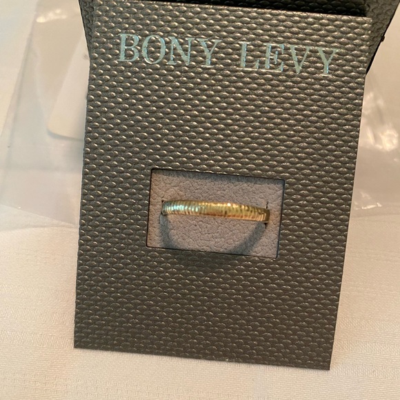 Bony Levy 14k Yellow Gold Textured Band Ring size 7 - Picture 2 of 9